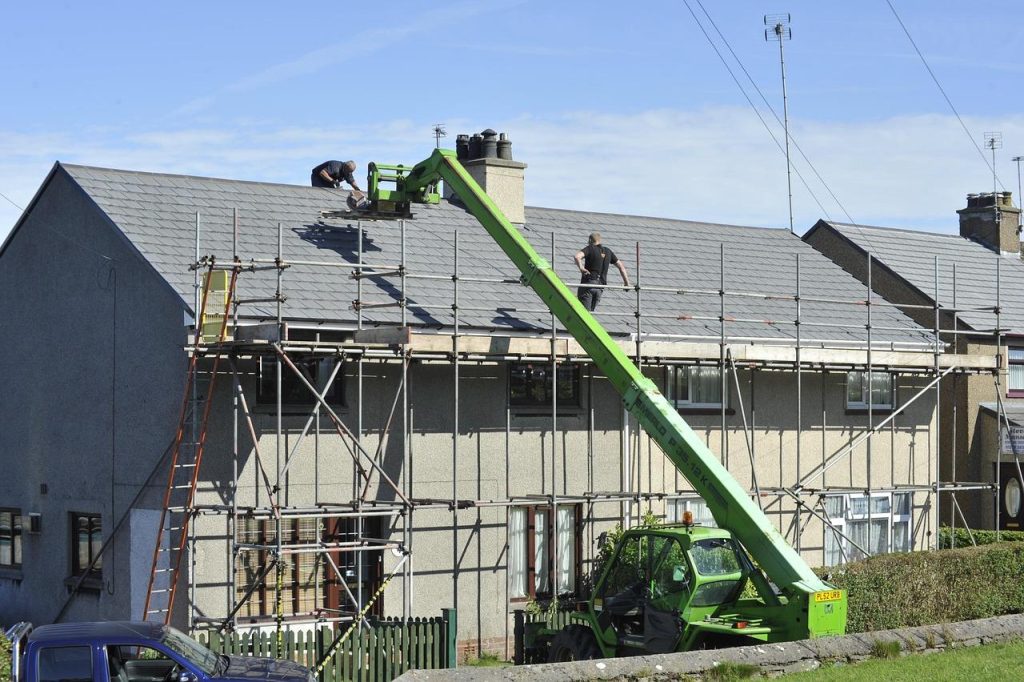 Rolsteiger voor schilderwerk en onderhoud met wielen, stabiel en flexibel voor werk op hoogte